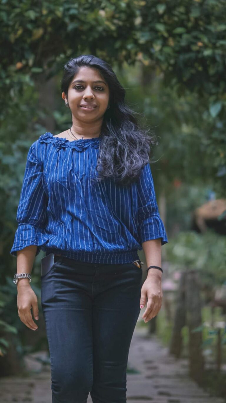 Kanika Gupta (Tour Expert)